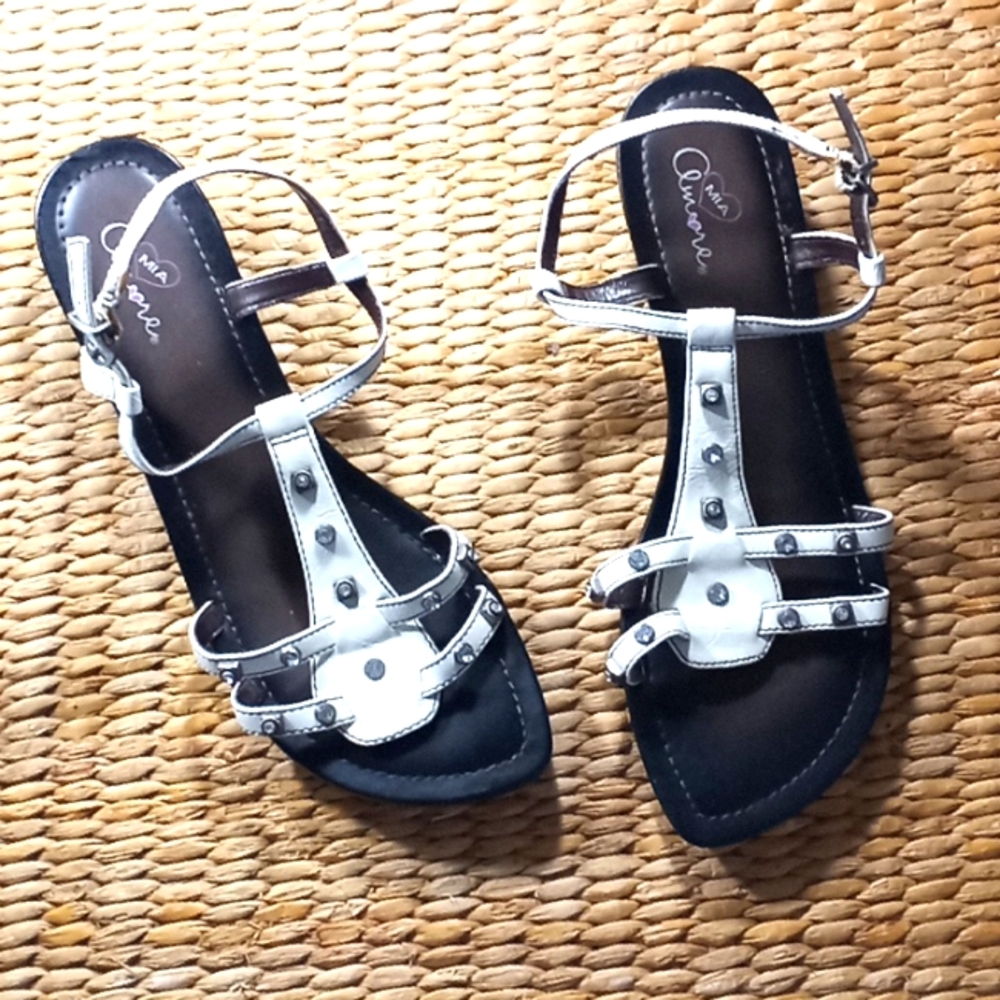 Mia Amore sandals sz. 9